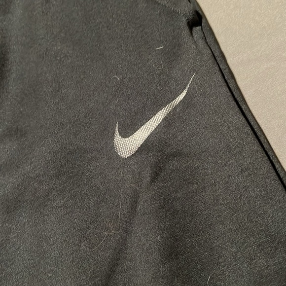 Nike for-fit black joggers - Picture 2 of 8